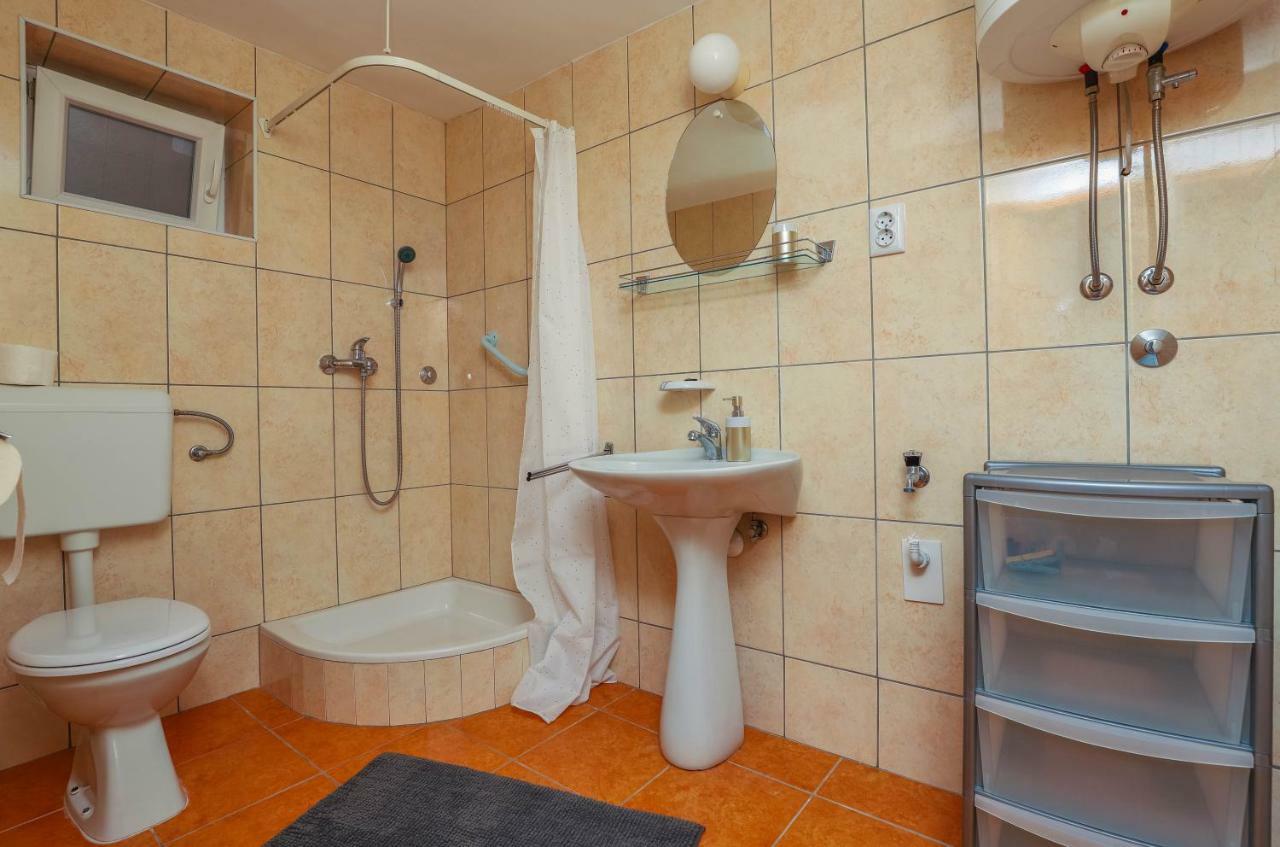 Apartment Lisinski ツリクヴェニツァ エクステリア 写真