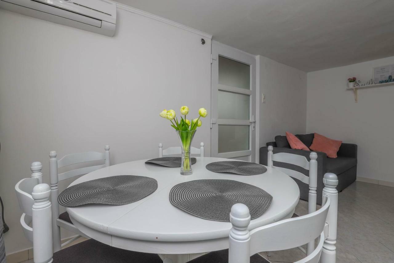 Apartment Lisinski ツリクヴェニツァ エクステリア 写真